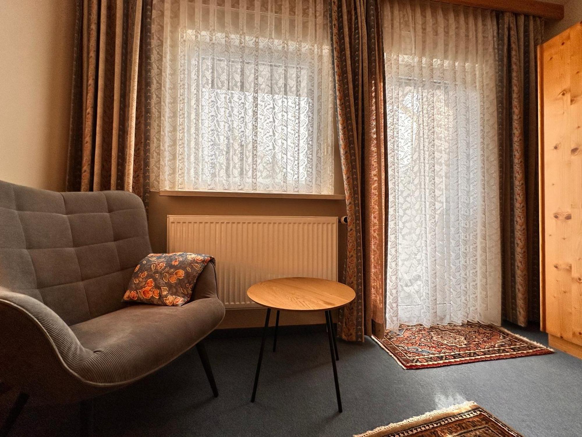 Pension Zum Loewen, Parkplatz, Fruehstueck, Wlan, Zentral Bad Steben Dış mekan fotoğraf