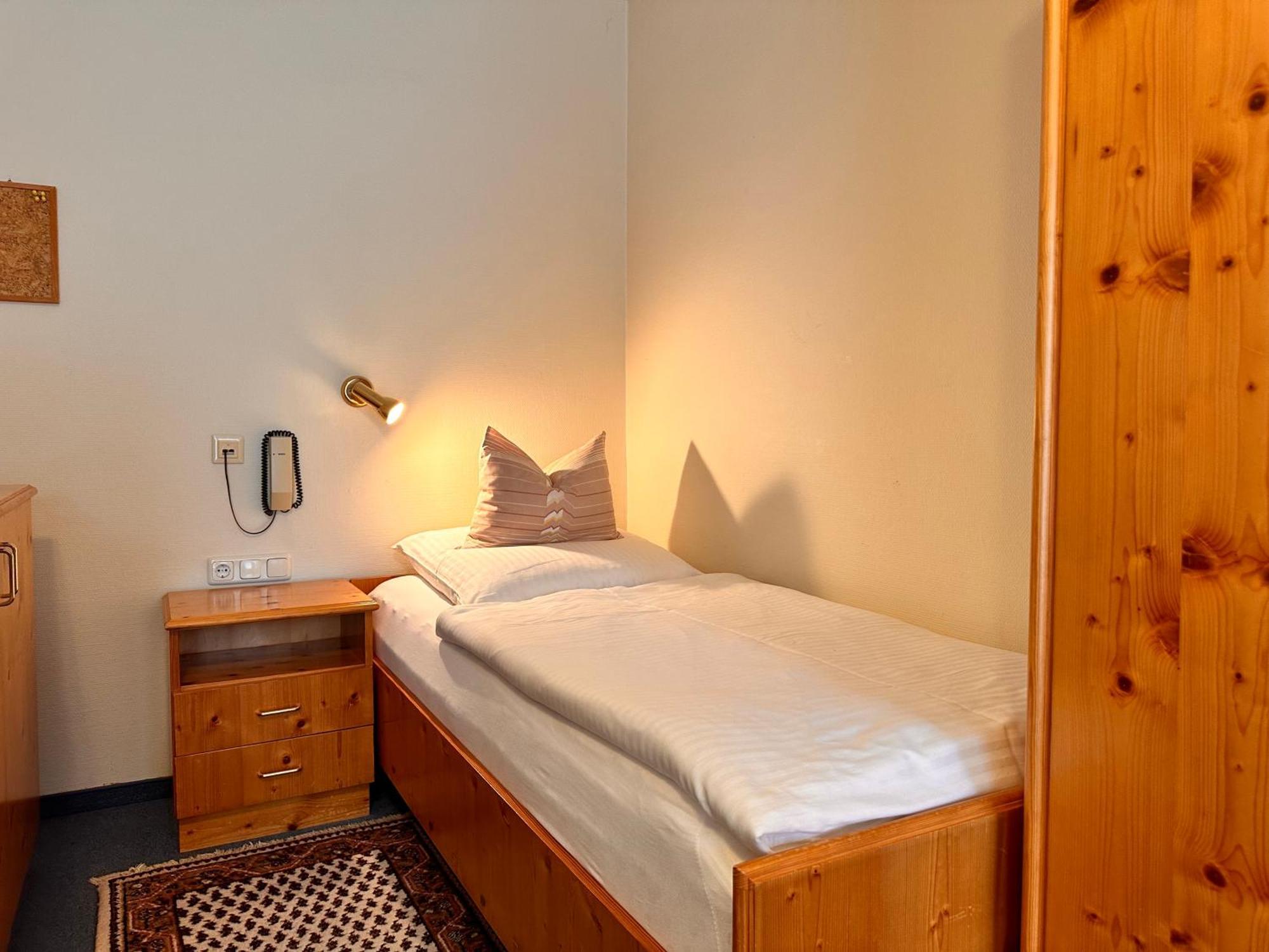 Pension Zum Loewen, Parkplatz, Fruehstueck, Wlan, Zentral Bad Steben Dış mekan fotoğraf