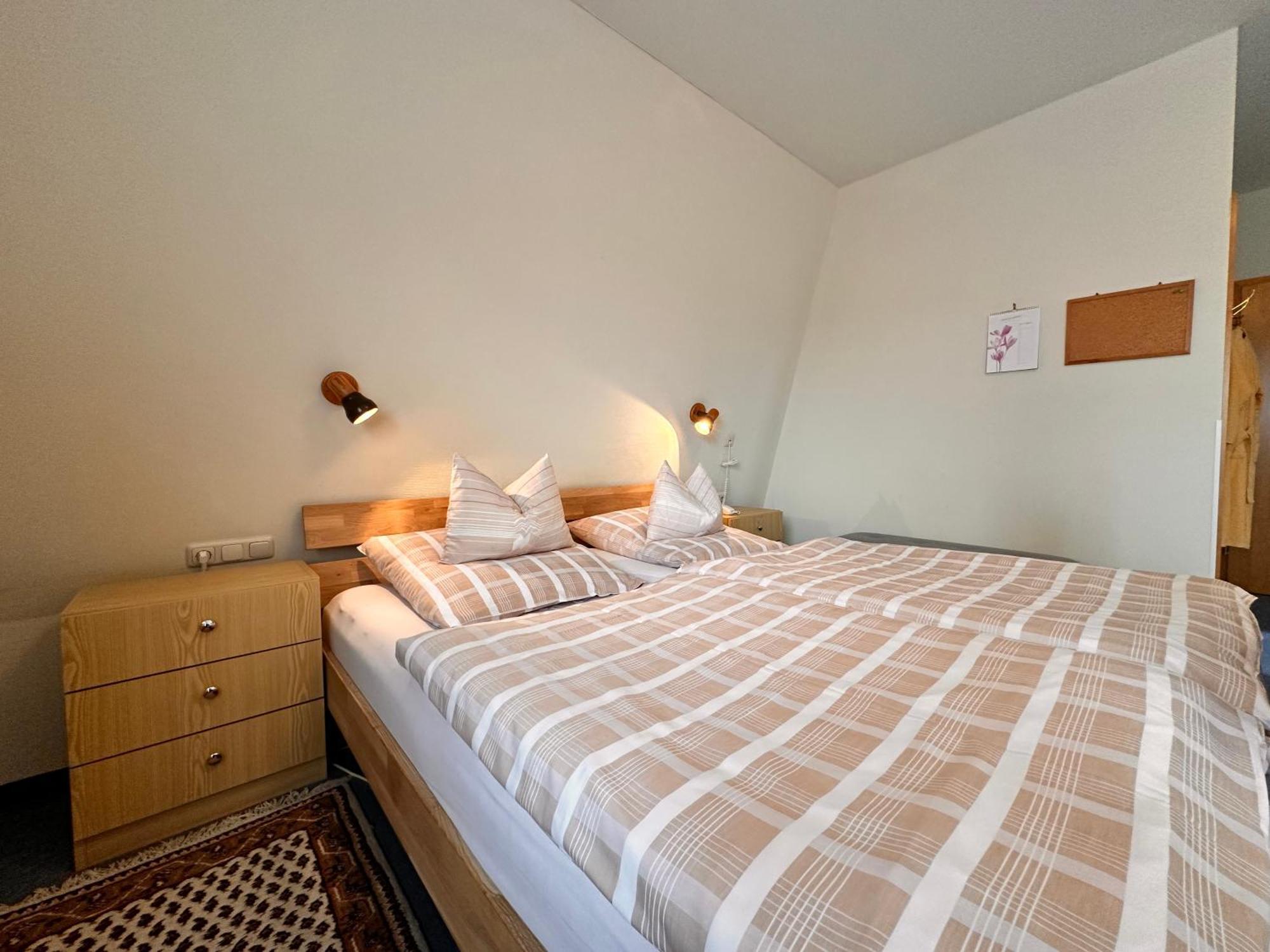 Pension Zum Loewen, Parkplatz, Fruehstueck, Wlan, Zentral Bad Steben Dış mekan fotoğraf
