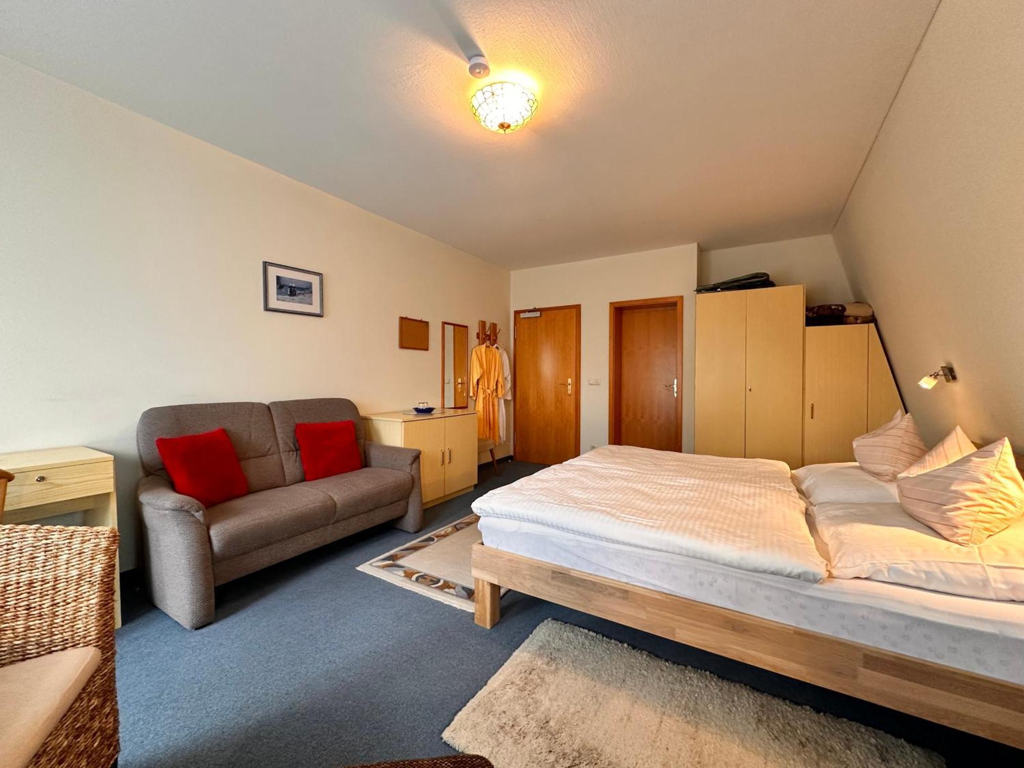 Pension Zum Loewen, Parkplatz, Fruehstueck, Wlan, Zentral Bad Steben Dış mekan fotoğraf